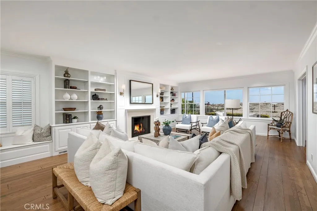 1516 E Ocean Front, Newport Beach, California 92661 home-pic-4