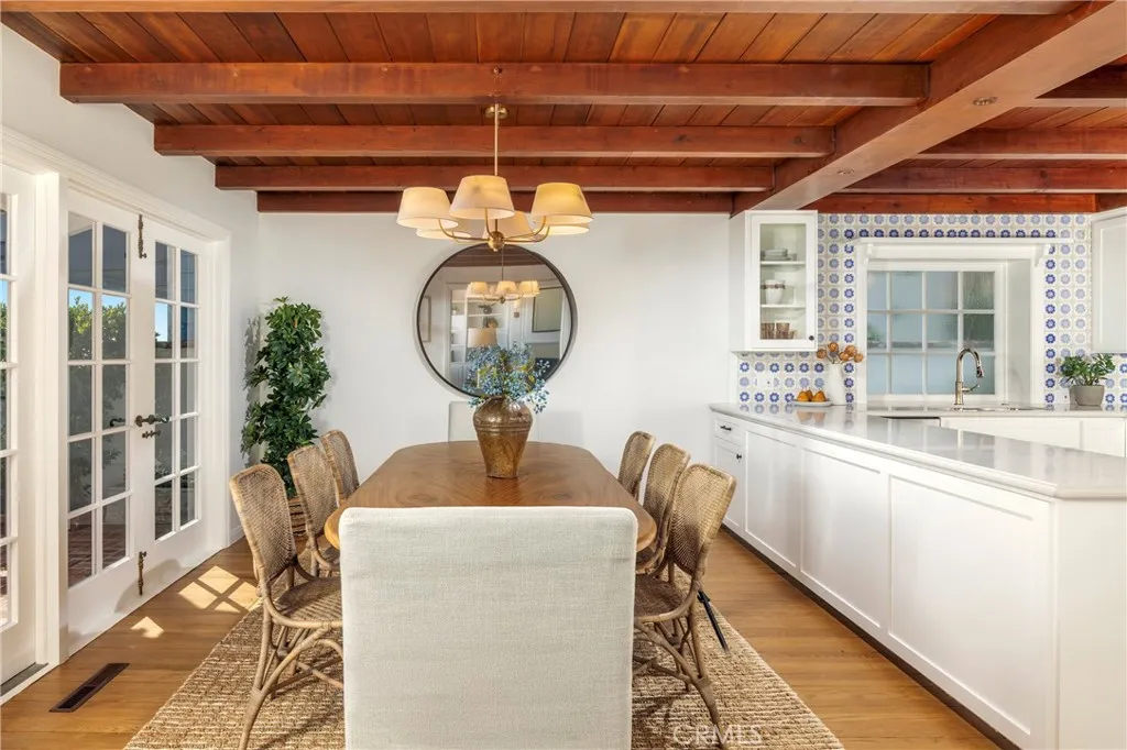 1516 E Ocean Front, Newport Beach, California 92661 home-pic-11