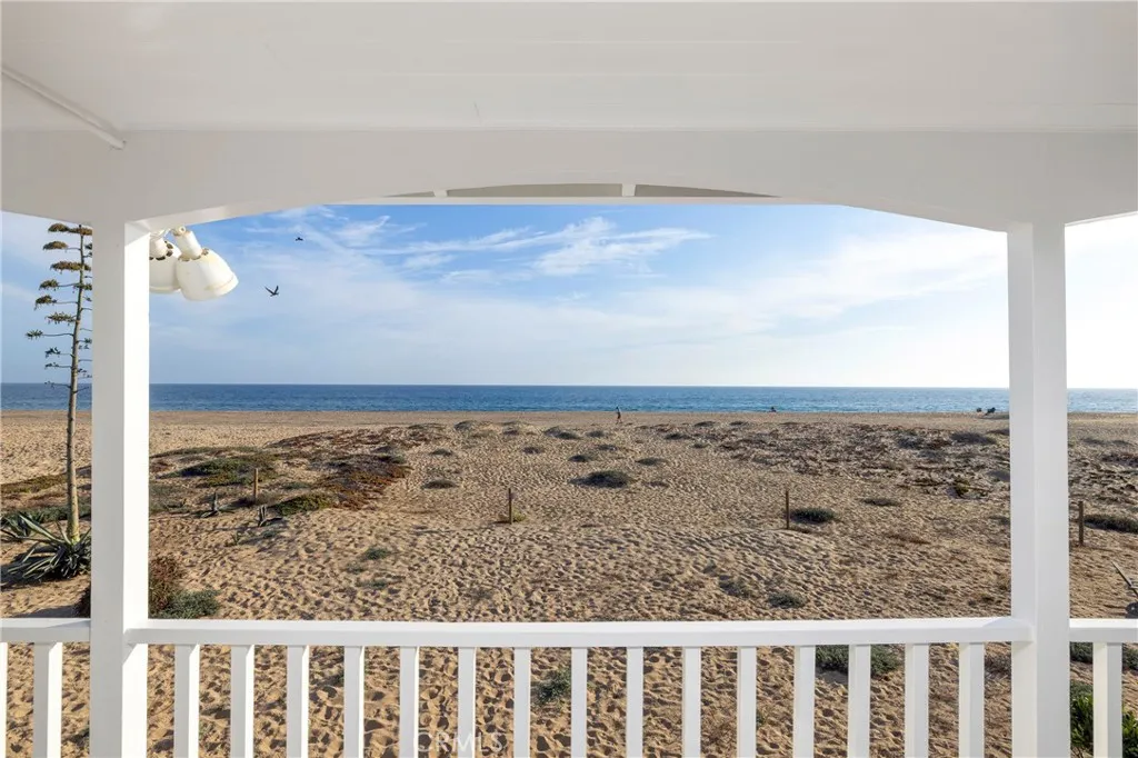 1516 E Ocean Front, Newport Beach, California 92661 home-pic-22