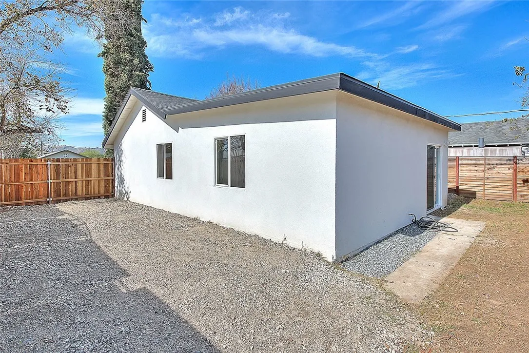 4472 Forest St., Riverside, California 92507 home-pic-21
