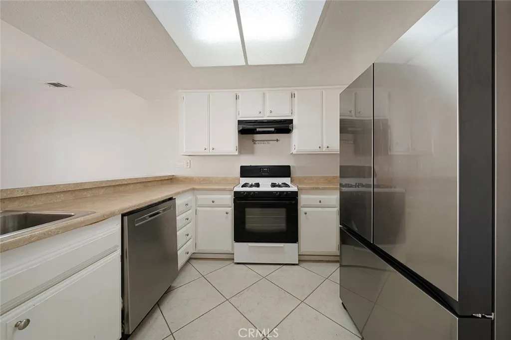 1991 Central Avenue 2, Highland, California 92346 home-pic-10
