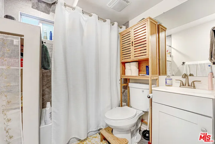 5418 Bath 1
