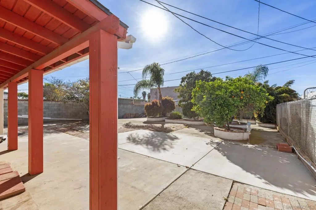 538 Paraiso Ave., Spring Valley, California 91977 home-pic-16