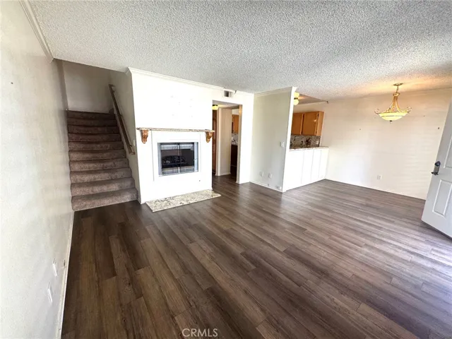 LIVING TO FIREPLACE