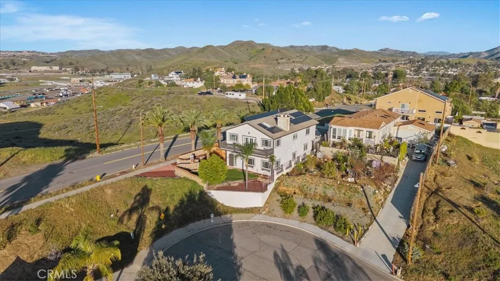 1006 W Pottery, Lake Elsinore, California 92530 home-pic-35