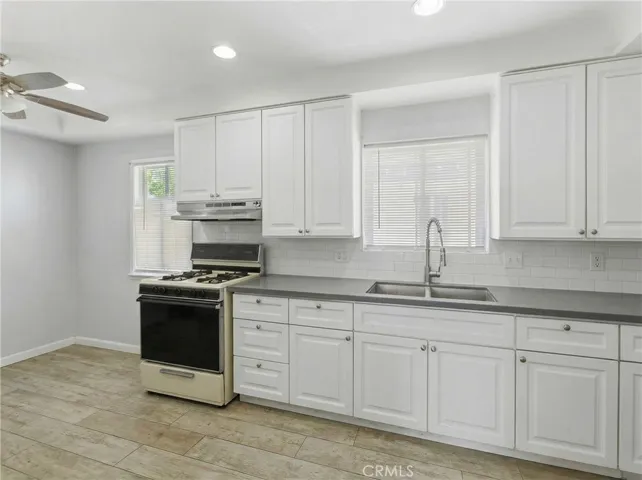 8468 Virginia, South Gate, California 90280 — photo 4