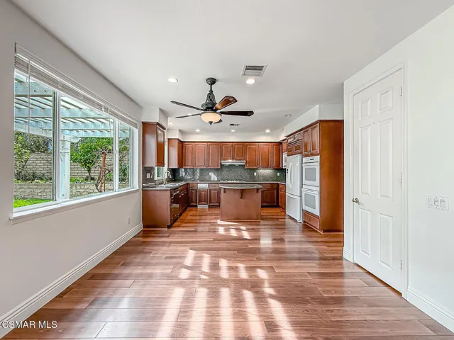 cFamily and Kitchen4