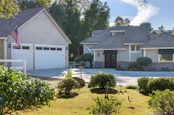 40833 Calle Bandido, Murrieta, California 92562