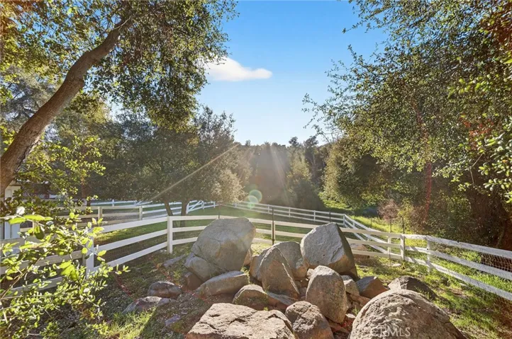 40833 Calle Bandido, Murrieta, California 92562