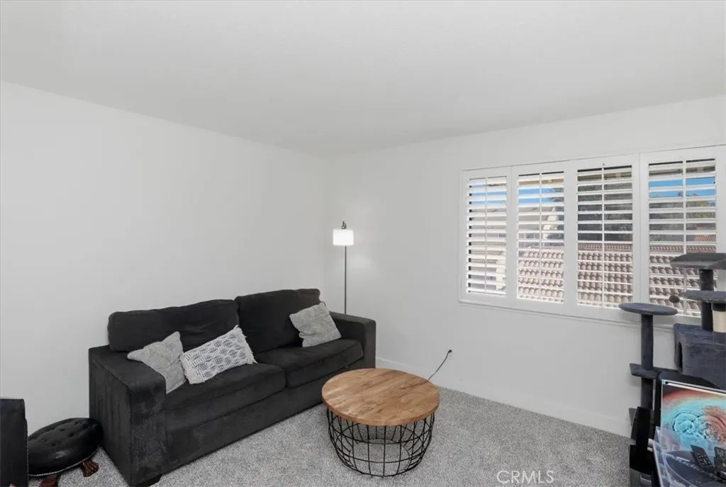 7061 Seville, Riverside, California 92504 home-pic-32