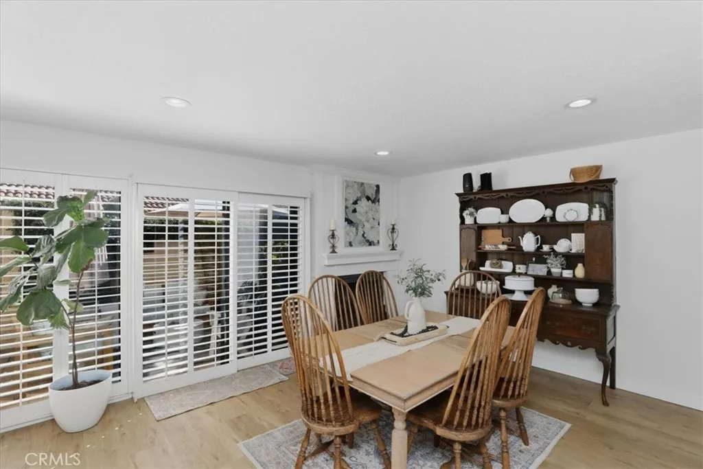 7061 Seville, Riverside, California 92504 home-pic-18