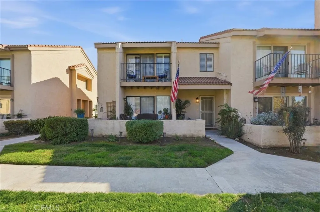 7061 Seville, Riverside, California 92504 home-pic-1