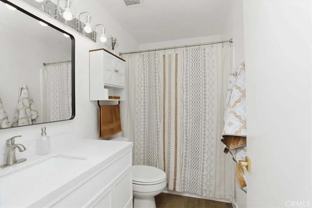 7061 Seville, Riverside, California 92504 home-pic-40
