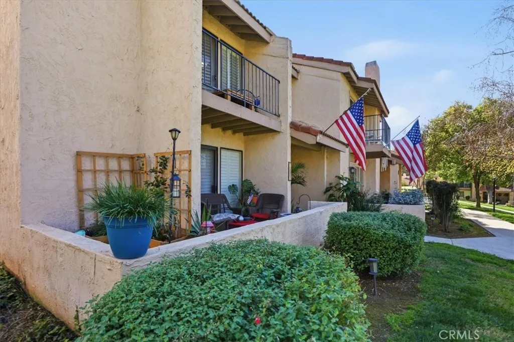 7061 Seville, Riverside, California 92504 home-pic-4