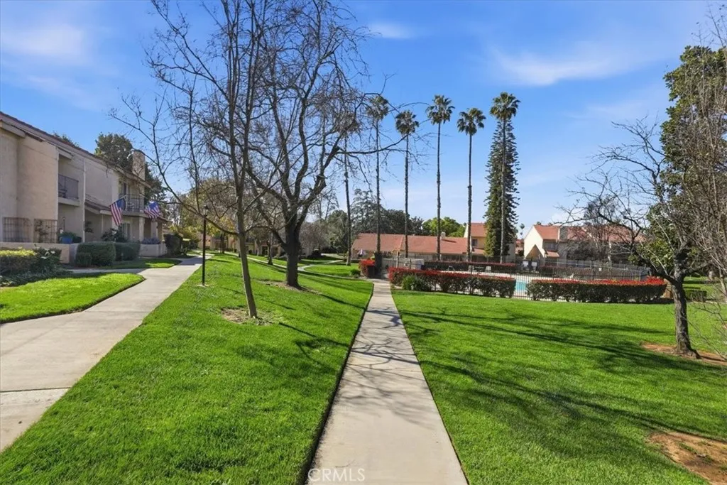 7061 Seville, Riverside, California 92504 home-pic-11