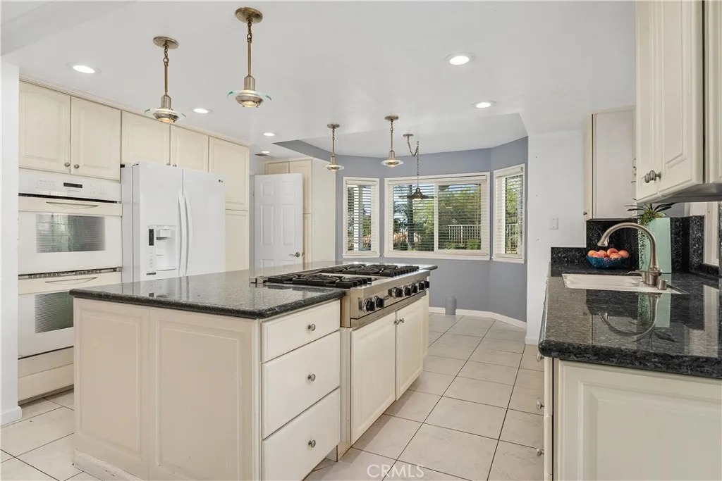 27921 Atherston, Mission Viejo, California 92692 home-pic-17