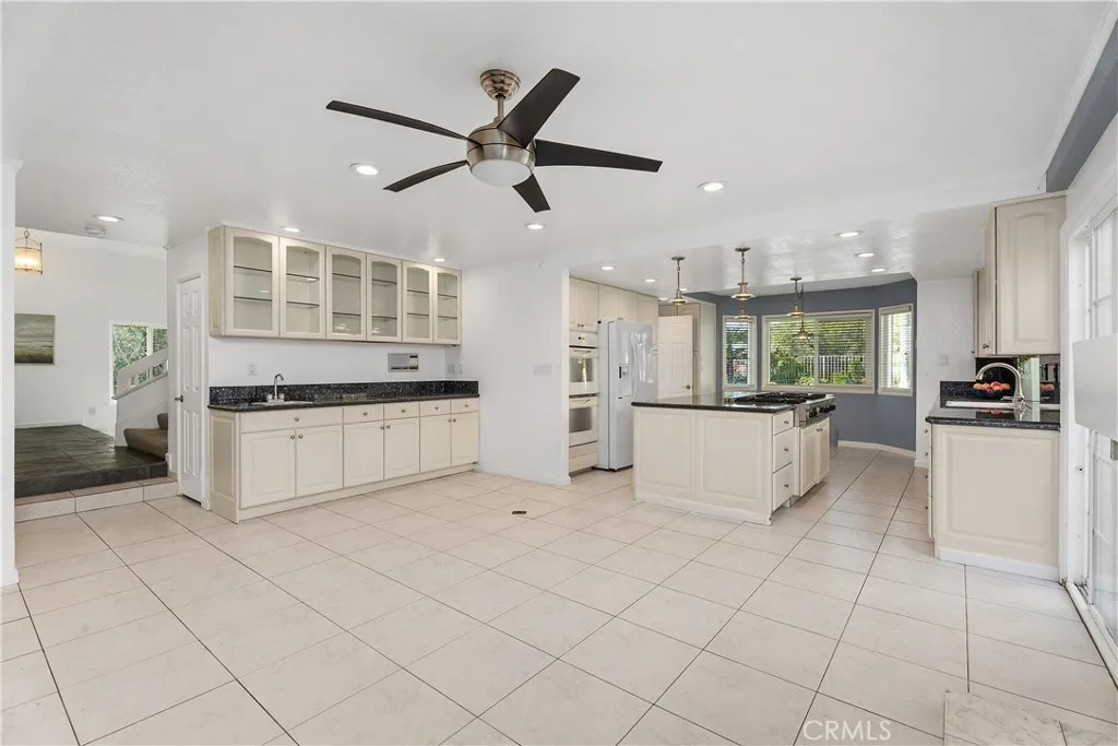 27921 Atherston, Mission Viejo, California 92692 home-pic-10