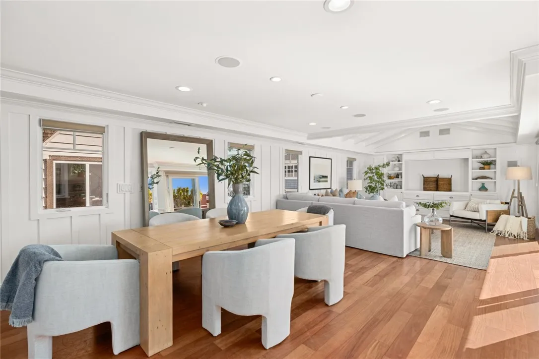 1701 E Balboa Boulevard, Newport Beach, California 92661 home-pic-9