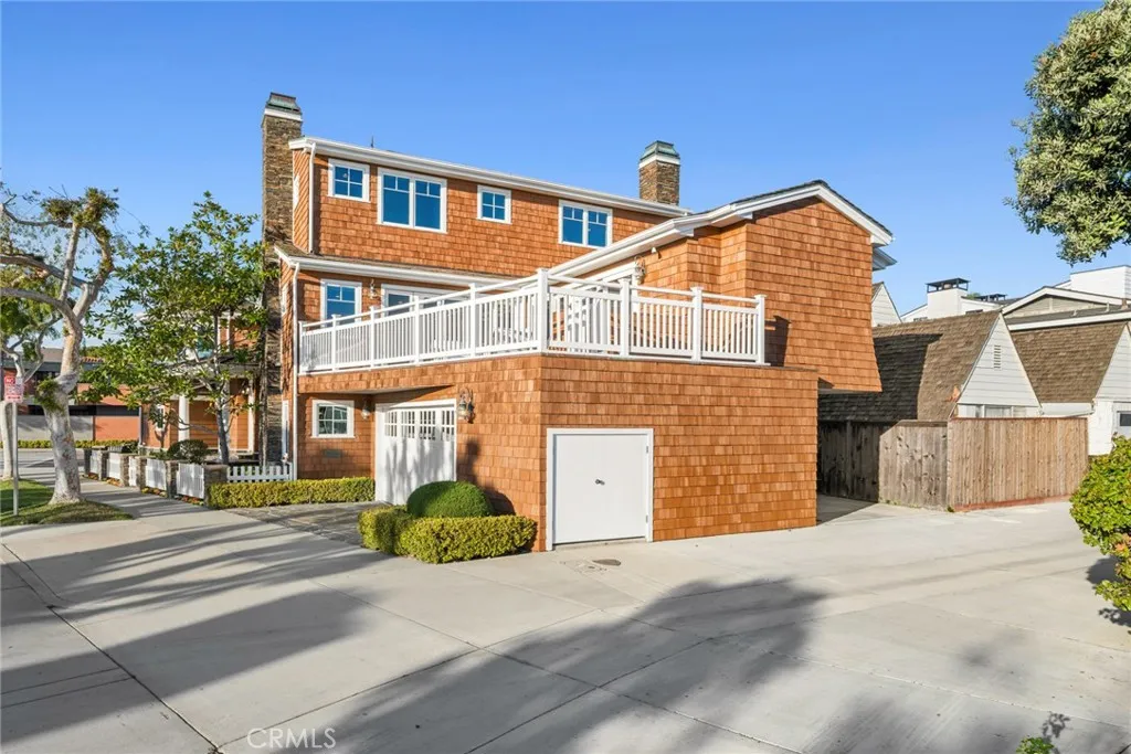 1701 E Balboa Boulevard, Newport Beach, California 92661 home-pic-39