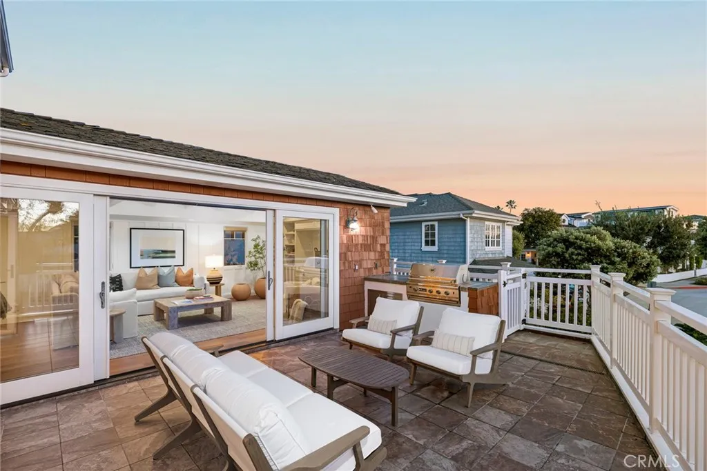 1701 E Balboa Boulevard, Newport Beach, California 92661 home-pic-34