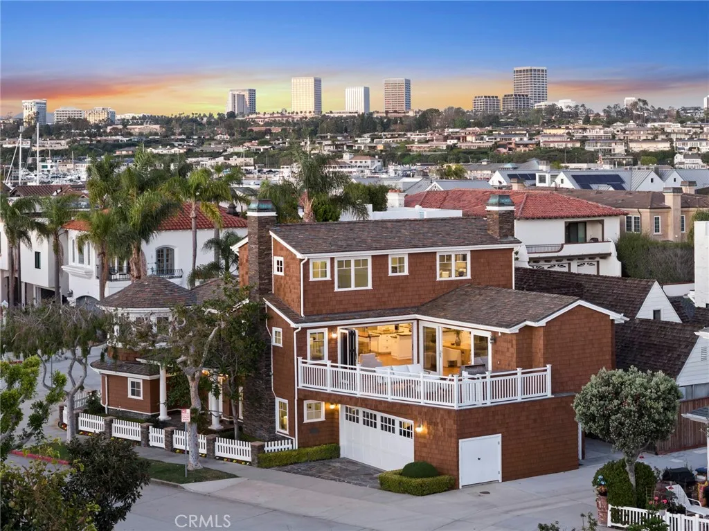 1701 E Balboa Boulevard, Newport Beach, California 92661 home-pic-2
