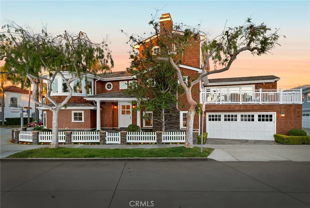 1701 E Balboa Boulevard, Newport Beach, California 92661 home-pic-42