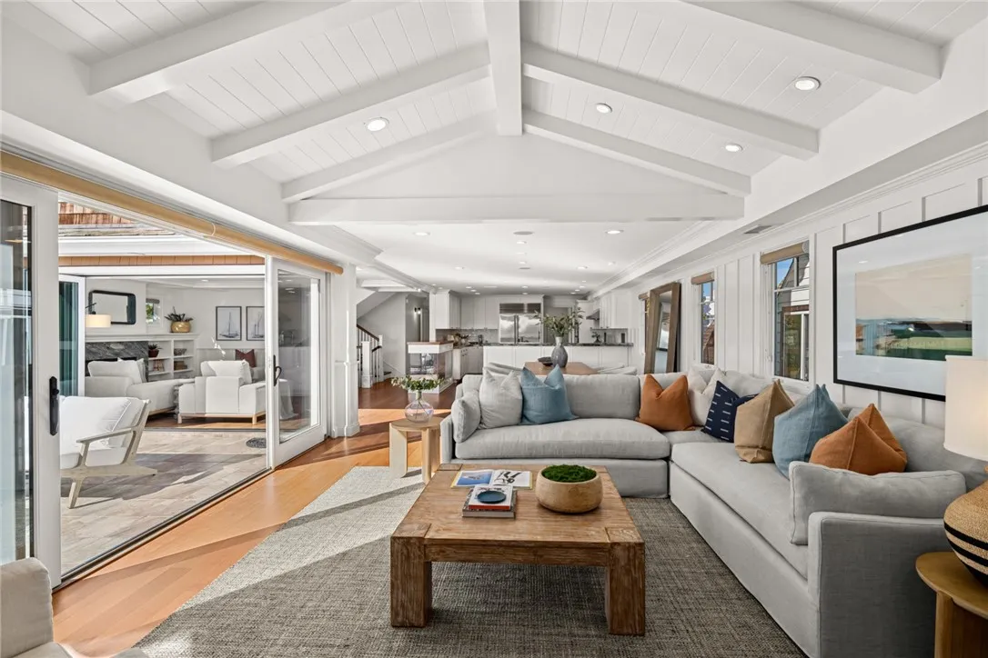 1701 E Balboa Boulevard, Newport Beach, California 92661 home-pic-8