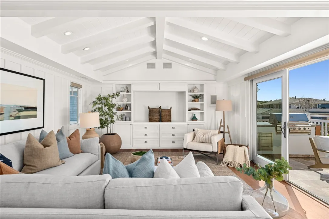 1701 E Balboa Boulevard, Newport Beach, California 92661 home-pic-6