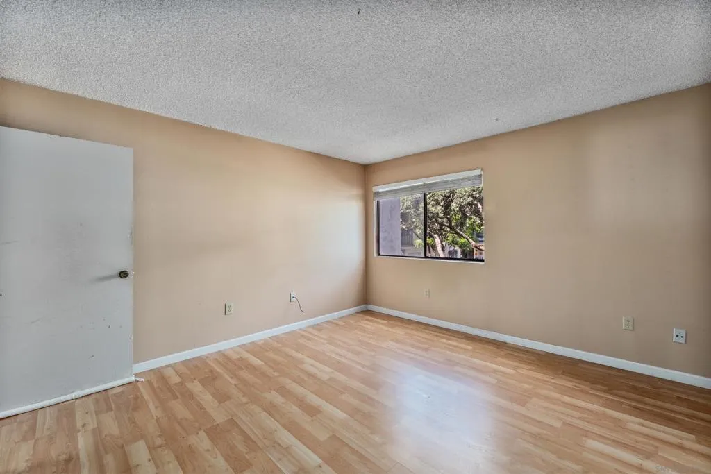 6780 Friars Rd 212, San Diego, California 92108 home-pic-12