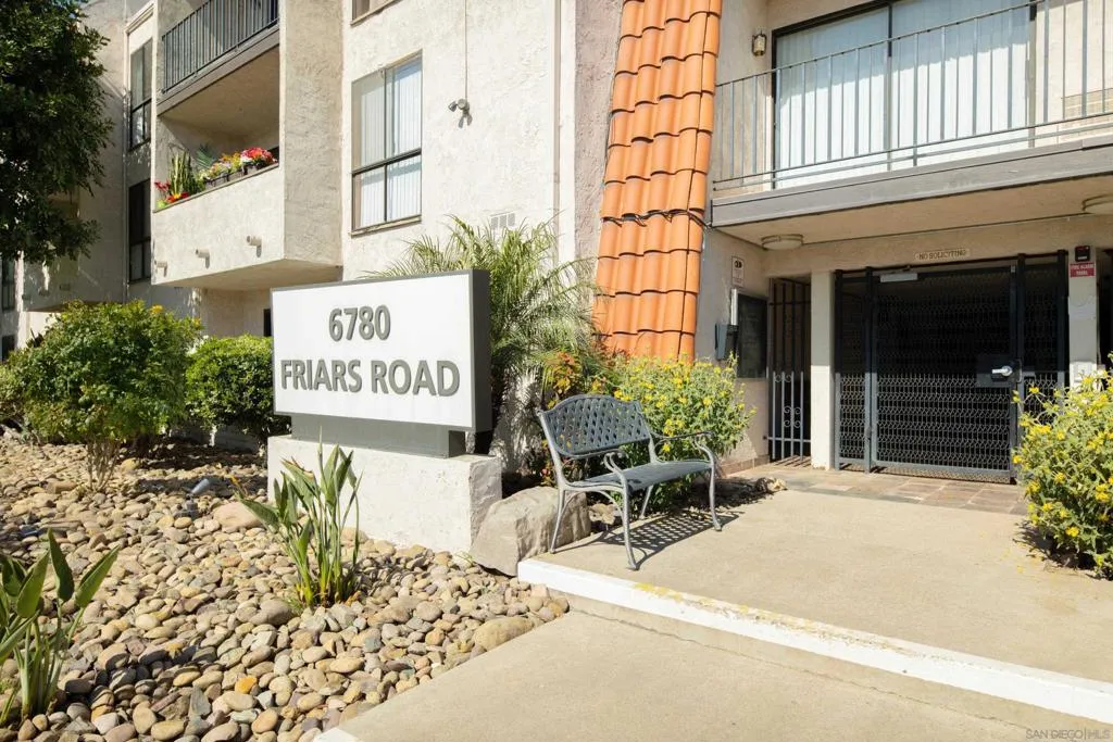 6780 Friars Rd 212, San Diego, California 92108 home-pic-3