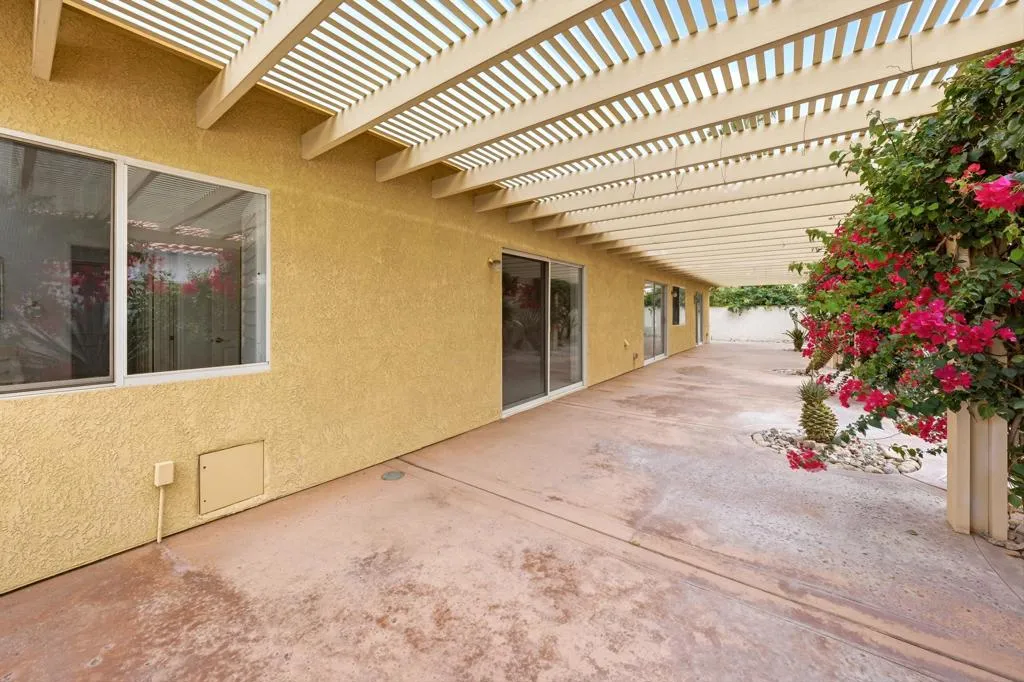 78663 Como Court, La Quinta, California 92253 home-pic-18