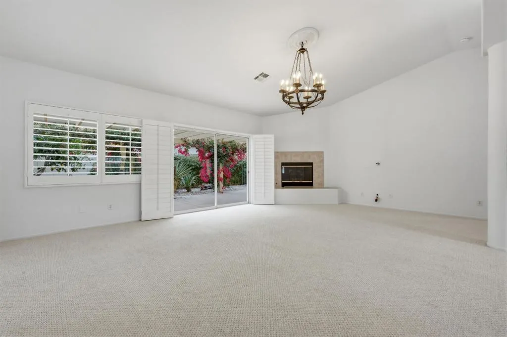 78663 Como Court, La Quinta, California 92253 home-pic-6