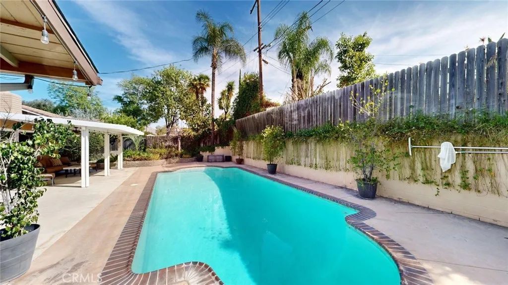 2078 Livingston, Riverside, California 92506 home-pic-43