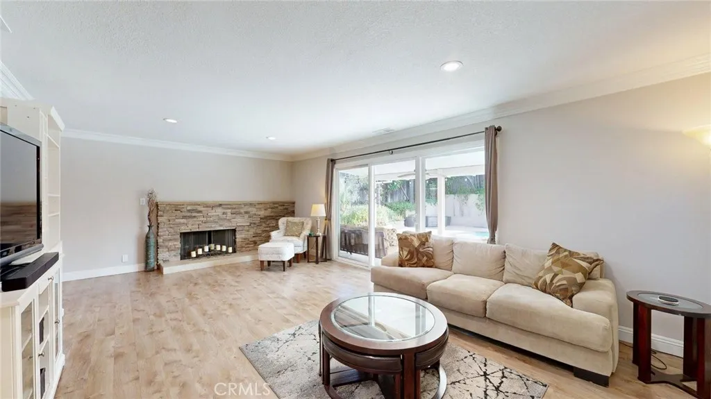 2078 Livingston, Riverside, California 92506 home-pic-13