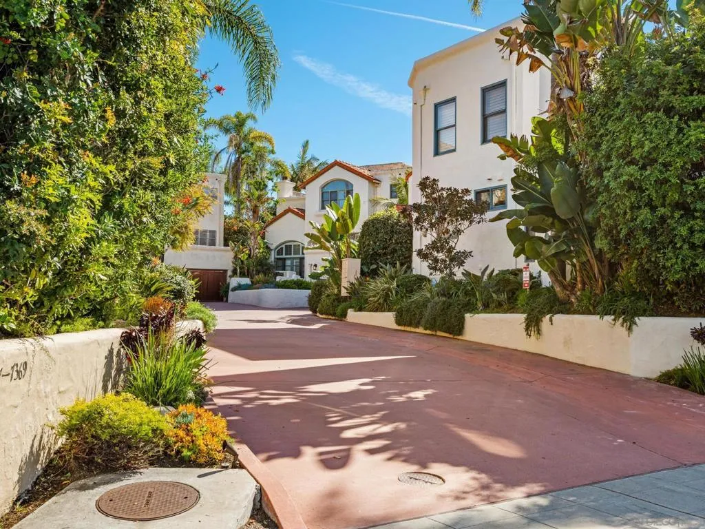 7337 Draper Ave, La Jolla, California 92037 home-pic-5