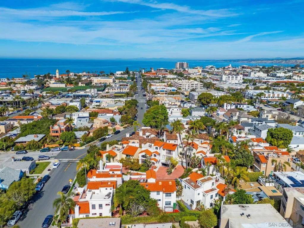 7337 Draper Ave, La Jolla, California 92037 home-pic-67