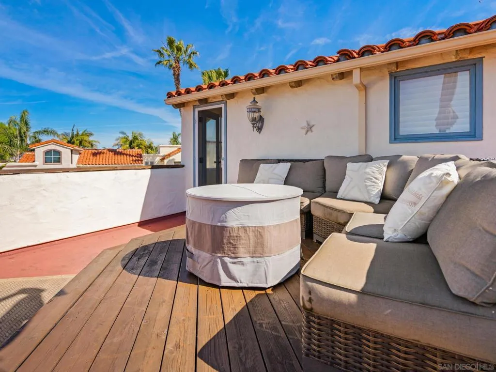 7337 Draper Ave, La Jolla, California 92037 home-pic-34