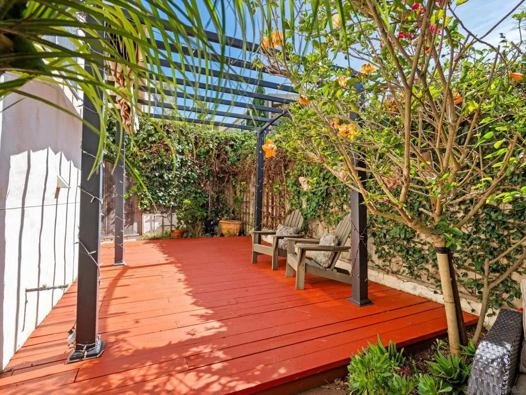 7337 Draper Ave, La Jolla, California 92037 home-pic-21