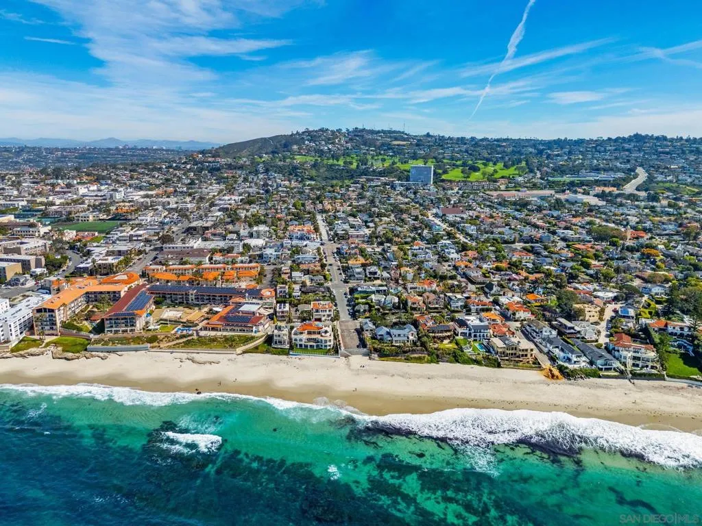 7337 Draper Ave, La Jolla, California 92037 home-pic-63