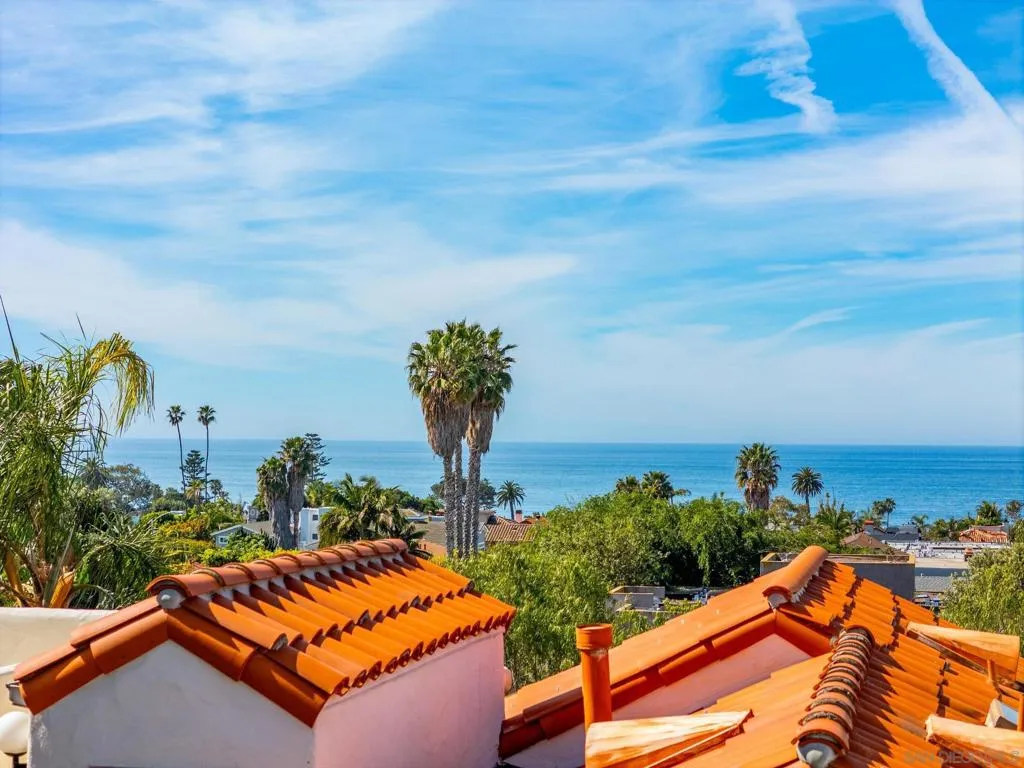 7337 Draper Ave, La Jolla, California 92037 home-pic-33