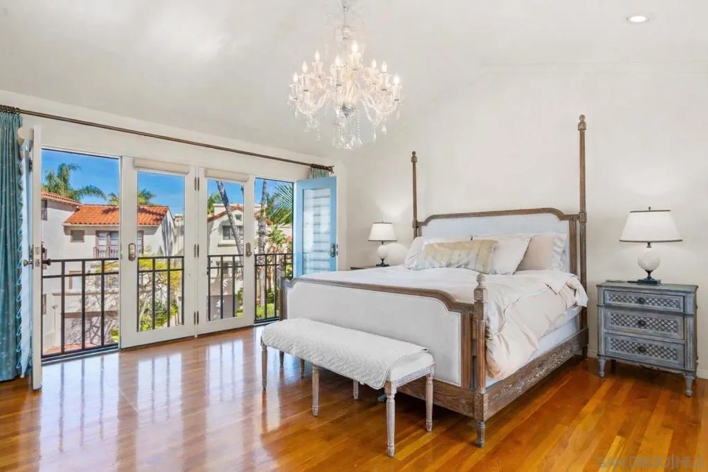 7337 Draper Ave, La Jolla, California 92037 home-pic-42