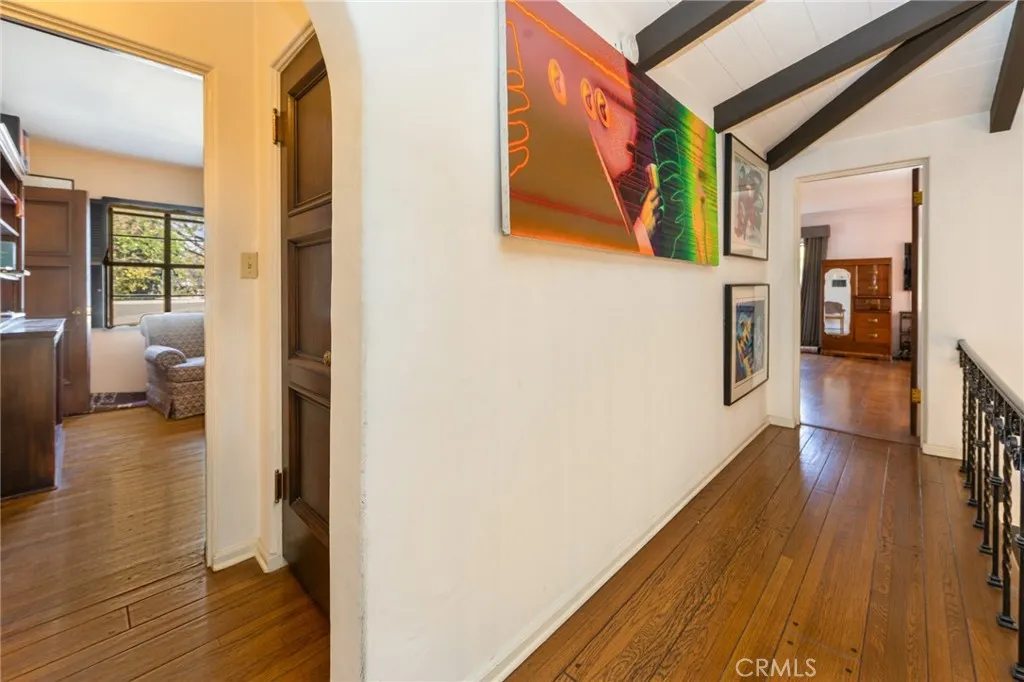 3653 Shannon, Los Angeles, California 90027 home-pic-23
