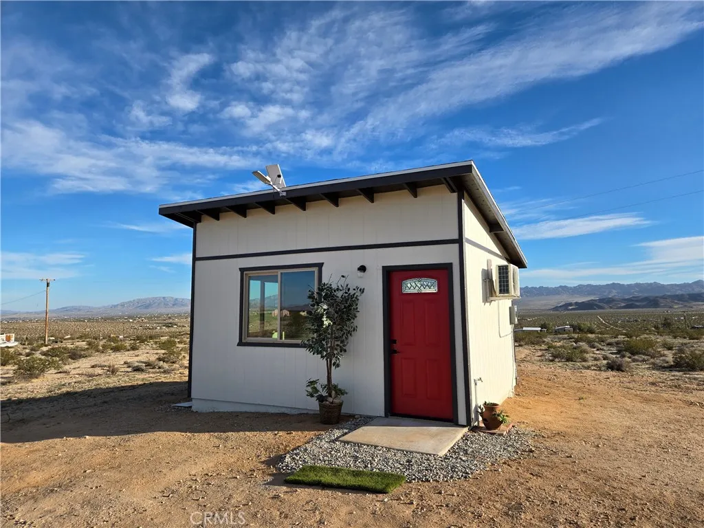 68243 Pioneer Trail, Twentynine Palms, California 92277 — photo 5
