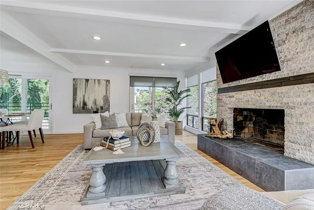 1500 2nd, Manhattan Beach, California 90266 home-pic-18