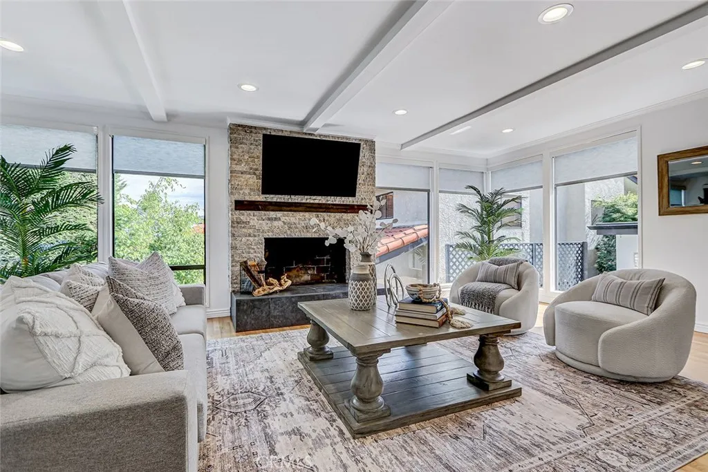 1500 2nd, Manhattan Beach, California 90266 home-pic-16