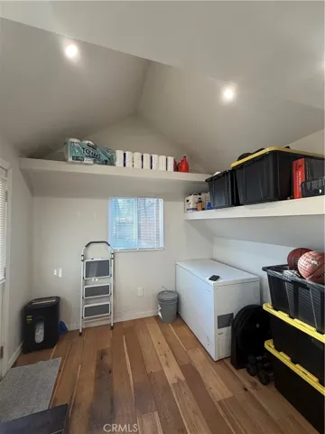 Shed / Bonus Room