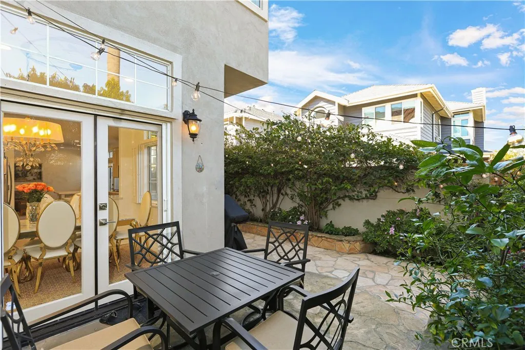 2421 E 16th 1, Newport Beach, California 92663 home-pic-40