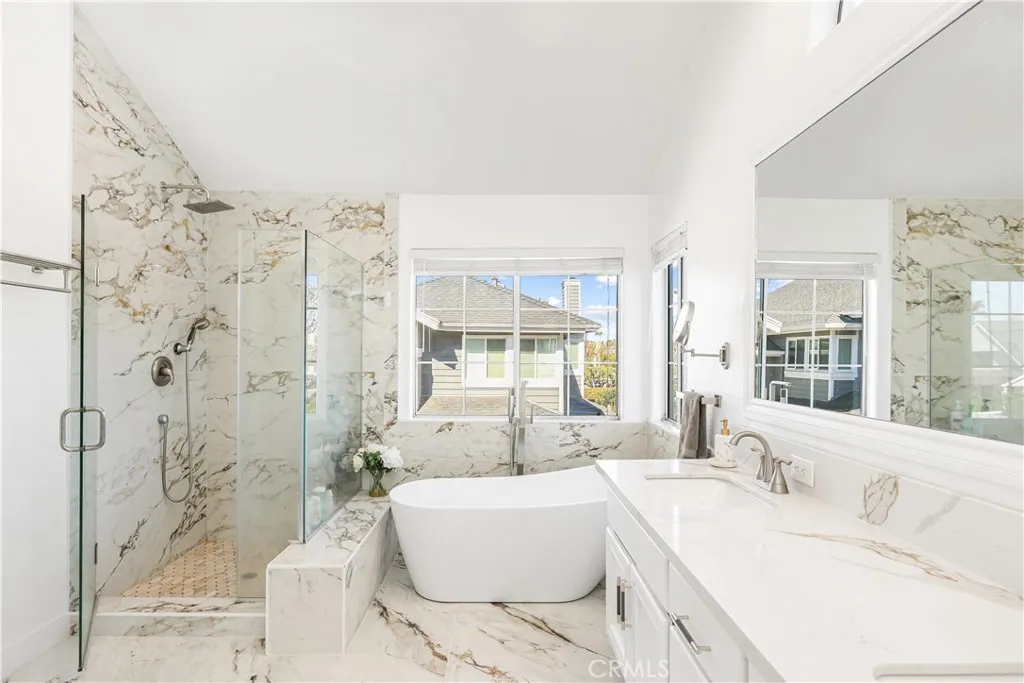2421 E 16th 1, Newport Beach, California 92663 home-pic-24
