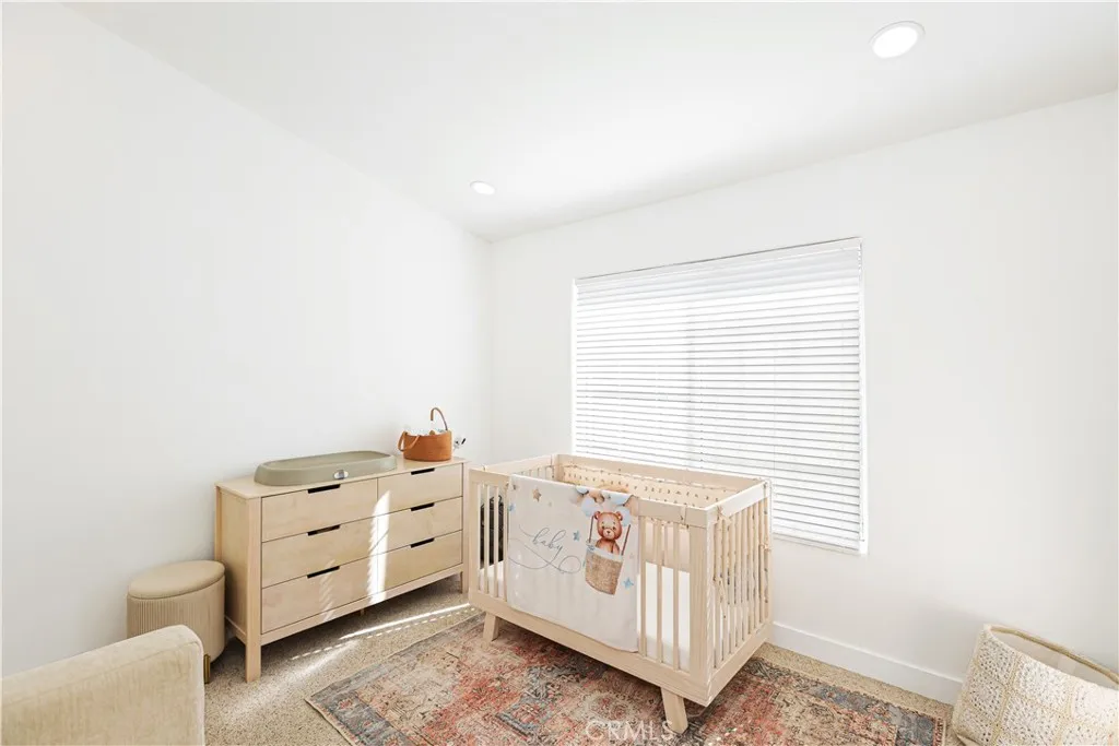 2421 E 16th 1, Newport Beach, California 92663 home-pic-37