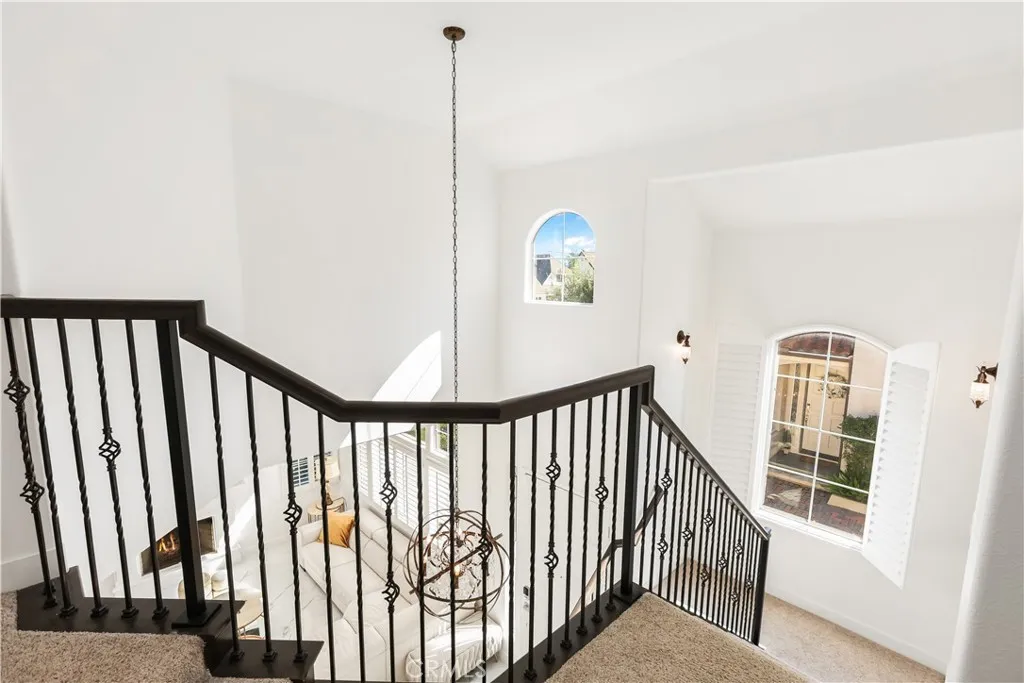 2421 E 16th 1, Newport Beach, California 92663 home-pic-18